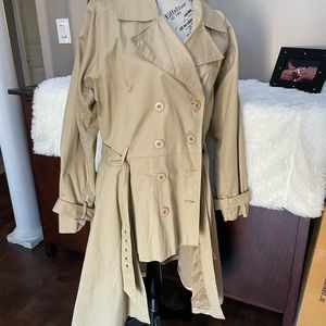 NWT Hi-Lo trench coat